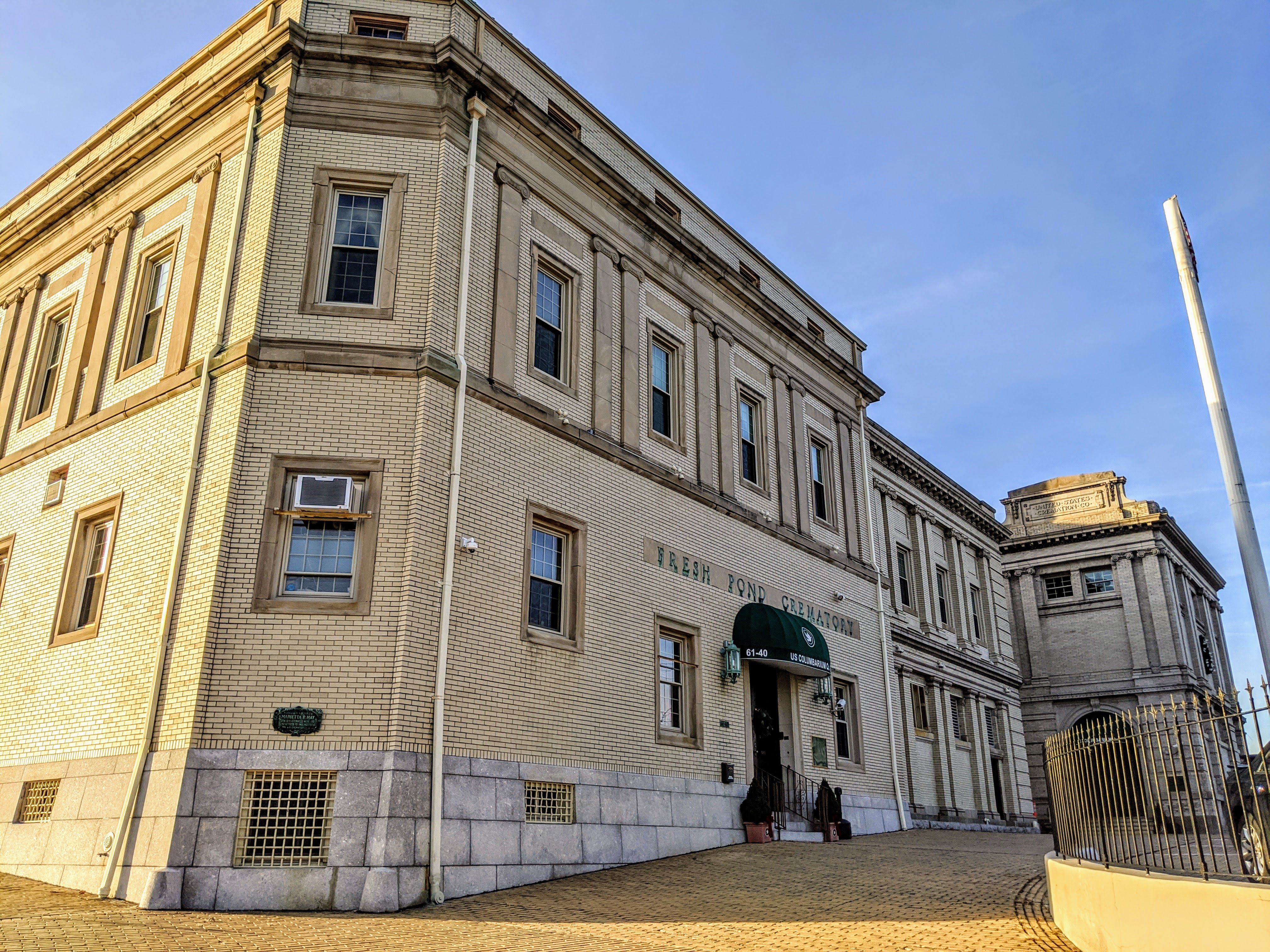 Fresh Pond Crematory and Columbarium